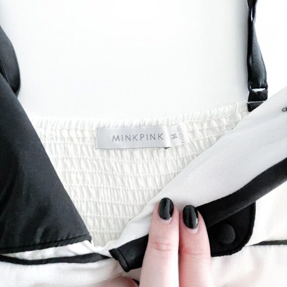 MinkPink // Size Medium // Black and White dress - Picture 3 of 10